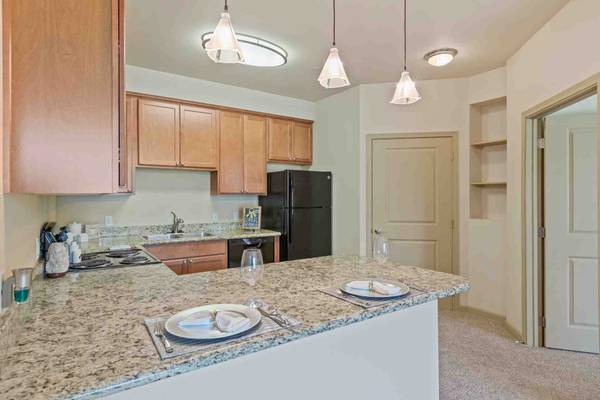 $1,575 / 1br - 740ft2 - 1 Bedroom, 1 Bath. Pet Friendly Community, Near Loop Trail! APPLY FREE (Wenatchee)63894342424066124