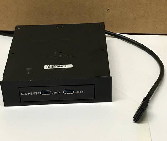 Gigabyte Front Panel Desktop USB Expansion Bay 1