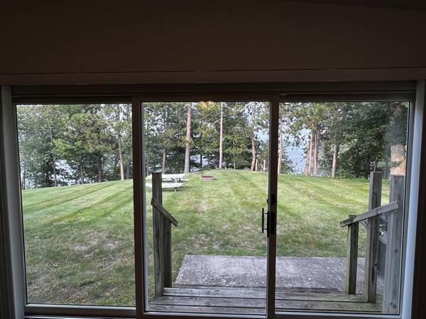 $3800.00 / 2br - Lakefront 2BR  Furnished  Utilites + WiFi  + Cable  Fire pit + Grill63845960824833120