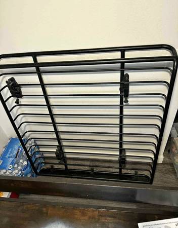 Yakima MegaWarrior basket 1