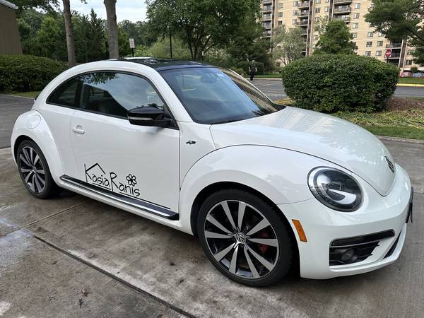 2013 VW Beetle R-Line Turbo - $10,022 (Alexandria)63618637603073122
