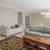 Spacious Townhome in Santa Monica 3 thumbnail