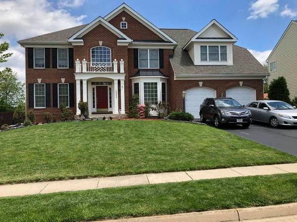 $1,450 / 2br - 2000ft2 - Huge Private Basement (2,000 sq ft) for ONE person (Manassas)64040025343491120