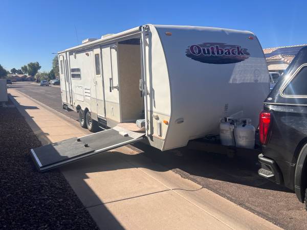 2007 keystone outback kargoroo 28krs Camper Toyhauler 1