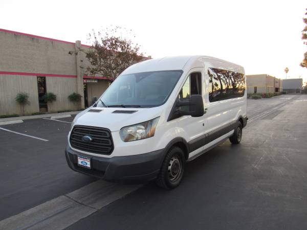 2016 Ford Transit T350 XL 15 PASSENER MED RF 3-Door Wagon 1