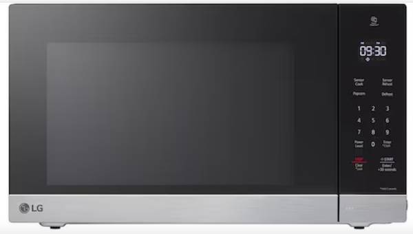 2 microwaves for sale 1