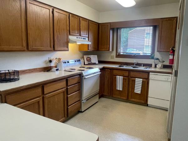 $1,565 / 1hab - 606ft2 - ¡Este es el lugar que has estado buscando! 1 hab / 1 baño! (Anchorage)64004785693315124