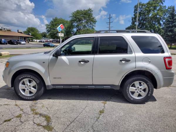 2008 FORD ESCAPE - $2,999 (ZION ILLINOIS)63618730047747124