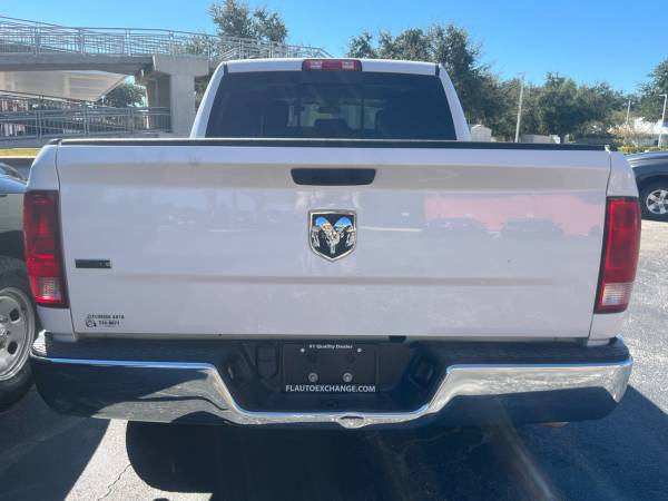 2018 RAM SLT 4X2 CREW - Photo 6