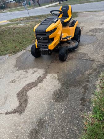 Cub cadet lt46 xt1 mower 1