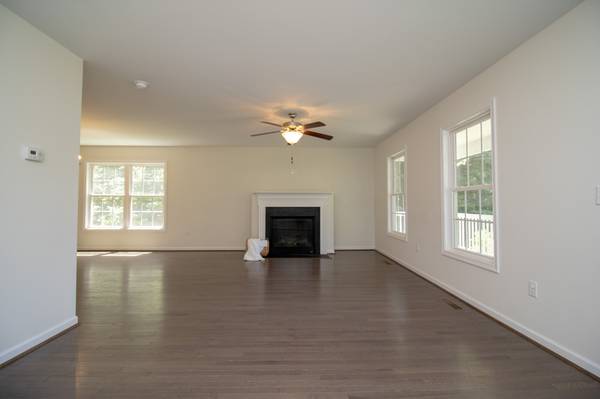 $406,900 / 5br - 2258ft2 - Upscale Home near Lynchburg63851969713027122