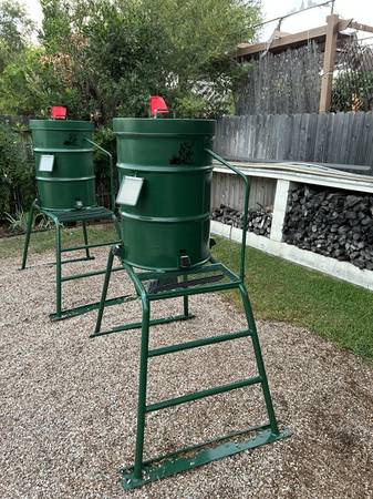 1 Brand New Custom Spin-Cast Wildlife Deer Feeder 4-Sale 1