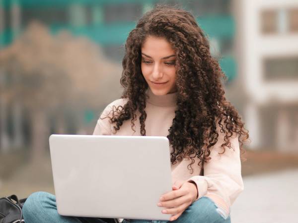 UI/UX Design and Development Training and Experience 1
