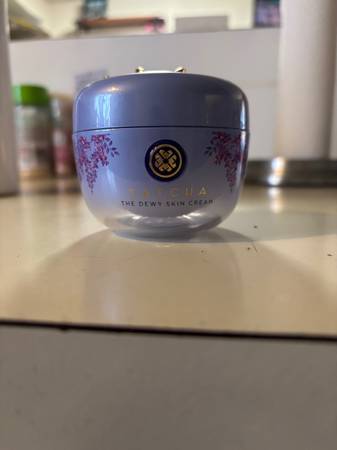 Brand new tatcha the dewy skin cream 1
