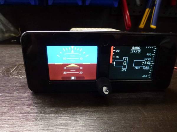 MD302 Standby Attitude Module 1