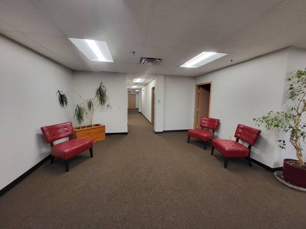 Spacious, convenient downtown office suite 1