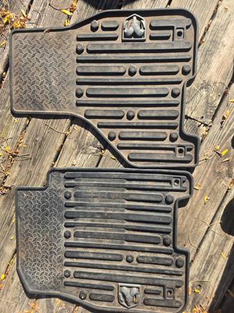 Ram winter deep floor mats 1
