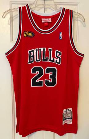 Michael Jordan 1997-98 NBA Finals Chicago Bulls Red Youth Jersey 1