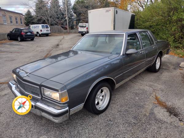 1988 Chevy caprice 1 propietario - $69 (Chicago)63616782957185123