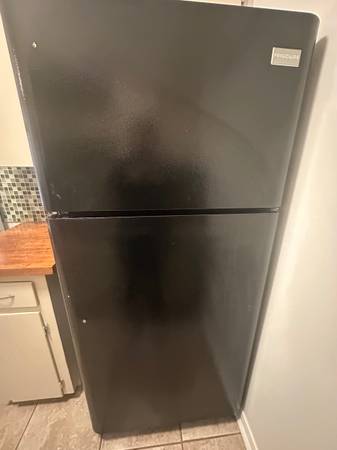 Refrigerator for sale 1