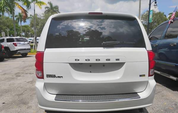 2019 Dodge Grand Caravan SE Plus 4dr Minivan / Mini-van / Caravan - $9,999 (Plantation)63479947521539124
