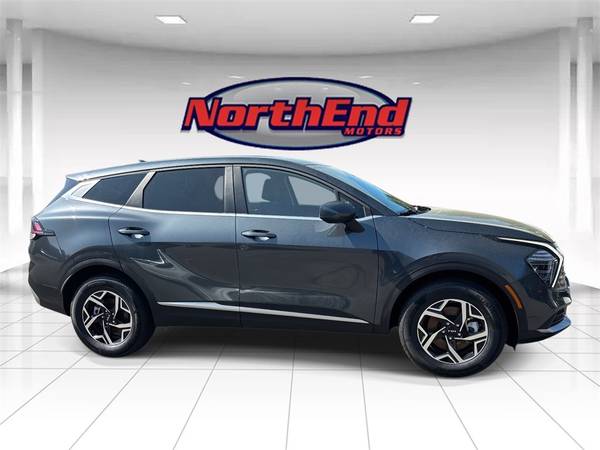 SUV Kia Sportage AWD 2024 de tracción en las cuatro ruedas LX - $340 (pago estimado OAC†)63615747167233121