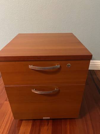 Modern Design Wooden Night Stand / Filing Cabinet 1