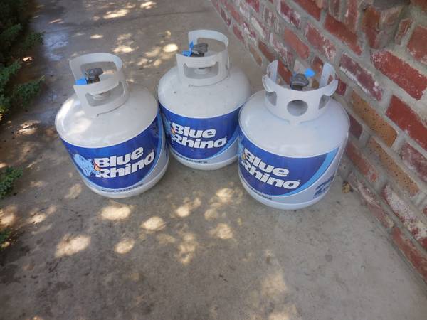 BBQ-GRILL - GAS  -TANKS 1