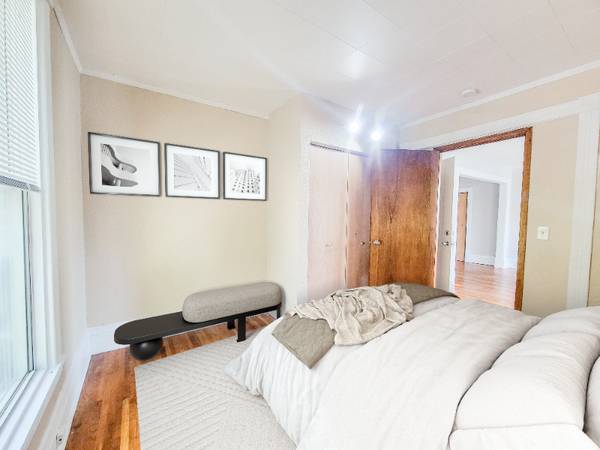 $1500.00 / 2br - 900ft2 - Charming Classic unit in Northeast!63666914262785123