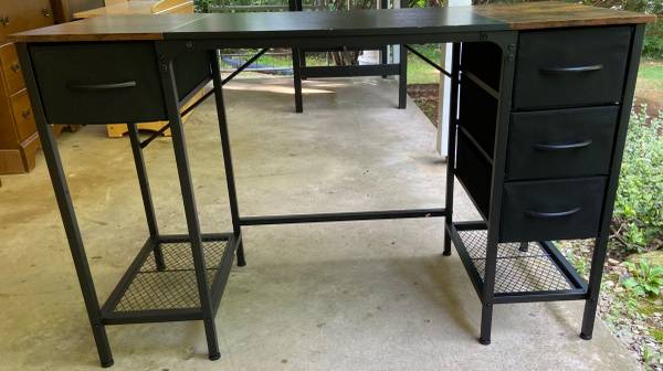 4-Drawer Computer Desk with Storage 1