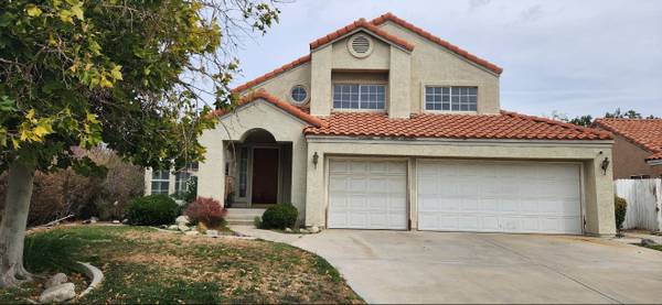 OFF Market Palmdale Fixer upper! 1