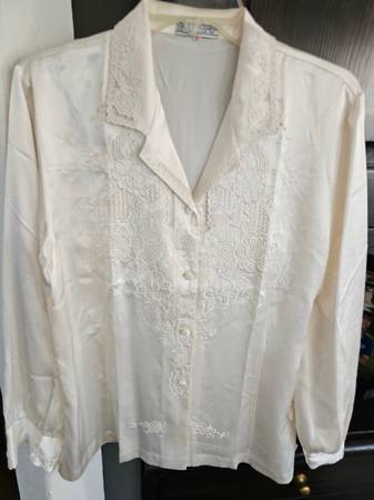 Embroidered silk blouse 1