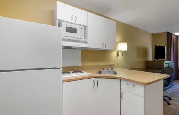 $2,211 / 1br - 425ft2 - Extended Stay America Monthly Rate ONLY $2,211!!!!! (Tampa)64002494104577121