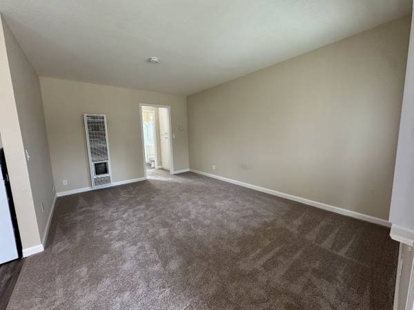 $2,350 / 1br - 550ft2 - Don't Let the Sun Set on These Hot Apartment Deals! 1bed 1bath (campbell)63682888537219121