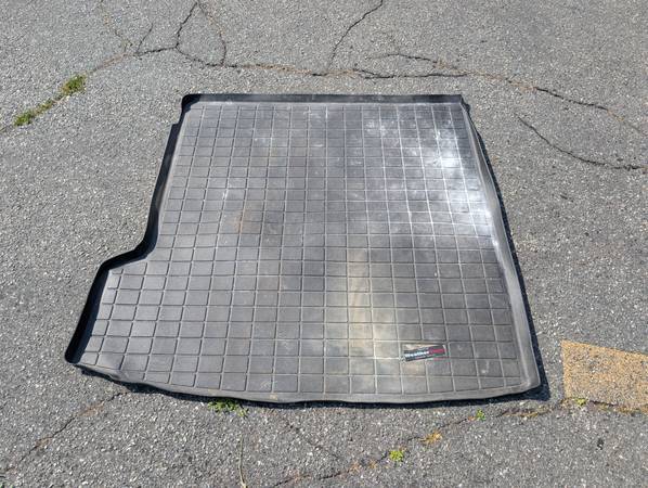Weathertech trunk mat for Volvo XC90 1
