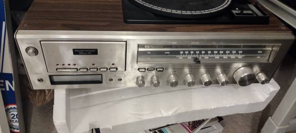 Marantz receiver with turntable and 8-track 1