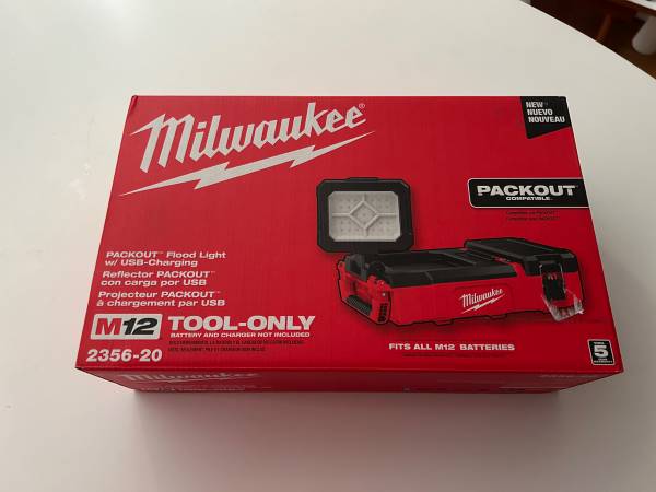 Milwaukee Packout Flood Light 1