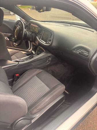 2015 Dodge Challenger SXT - $13,500 (Richfield)63470071514755124