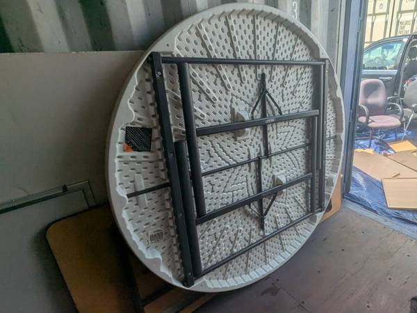 Round White Plastic Folding Table 5' 1