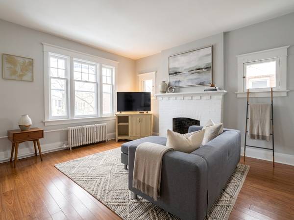 92 NEVILLE PARK BLVD. #3 - BRIGHT 2BED/1BATH, LAUNDRY 2