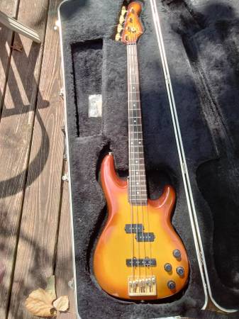 fender precision lyte bass made in japan make offer 1