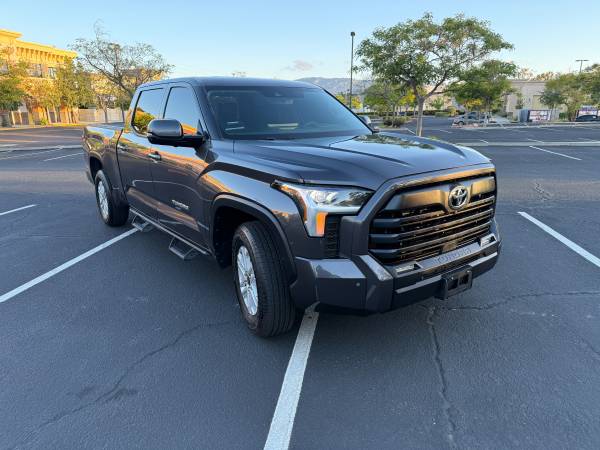2022 Toyota Tundra SR5 Crewmax - Photo 3