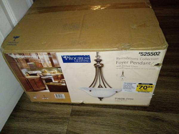 Chandelier 1