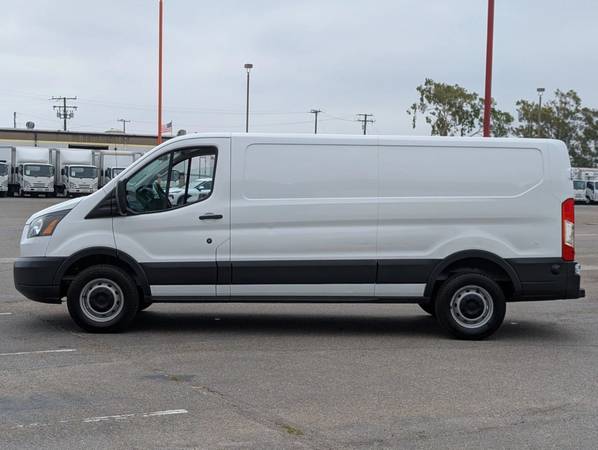 2018 Ford Transit-150 Long - Photo 4