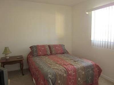$100 / 3br - 1500ft2 - $100- / 3 Bed. 2 Bath. Vacation Rental Single Family House (Cape Coral)64151005782401124