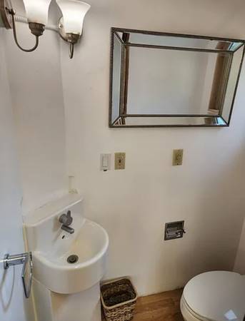 $2,399 / 2br - Riverfront, 2 Bed, 1.5 Bath, Secluded Property Down Private Road (Seaside)64038886278147124