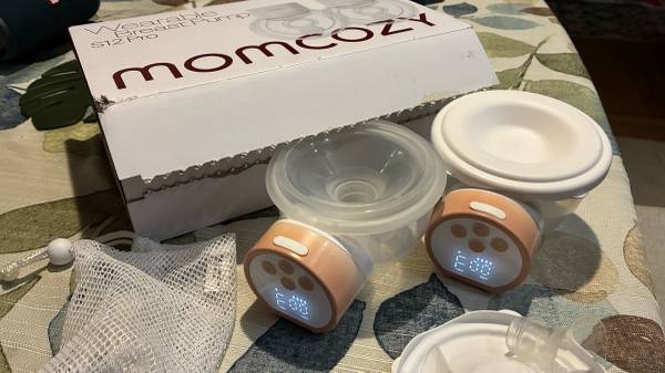 Momcozy S12 Pro Breast Pump 1
