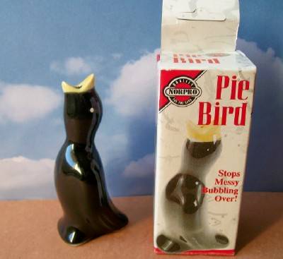 Vintage Norpro Pie Bird in Original Box 1