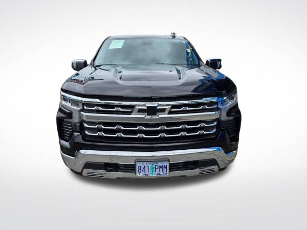 2023 Chevrolet Silverado 1500 4x4 - Photo 3