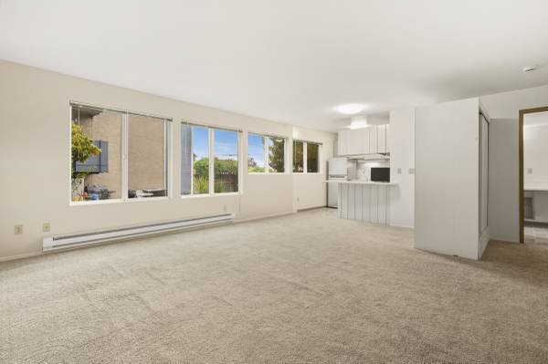 Third month free Perfect West Seattle, Large 1 bed 1 bath L@@K 1